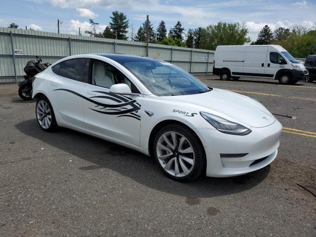  TESLA MODEL 3 2019 Білий