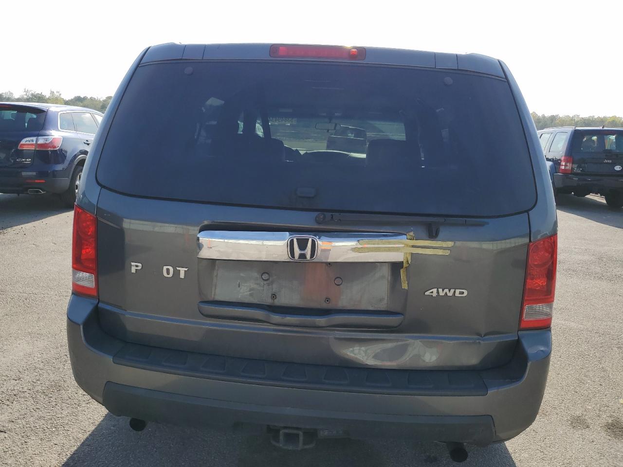 5FNYF4H24AB032869 2010 Honda Pilot Lx