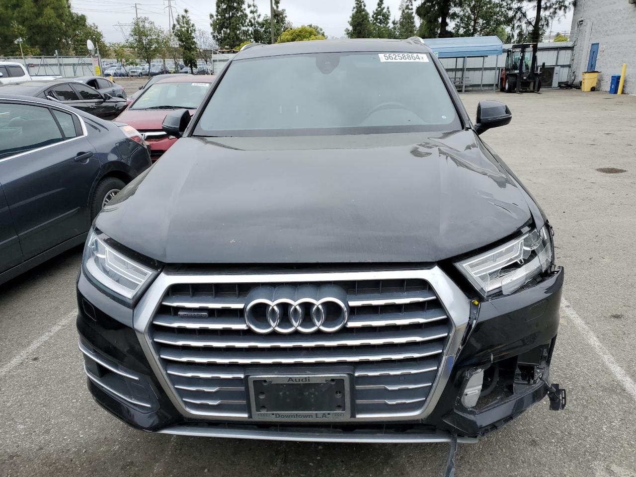 WA1AHAF74KD033600 2019 Audi Q7 Premium