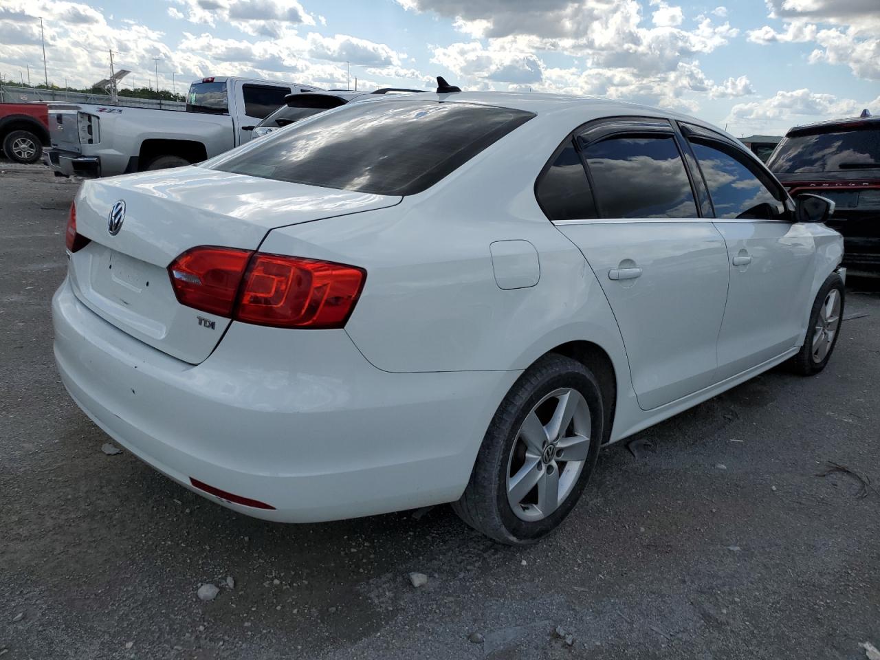 3VWLL7AJXEM418555 2014 Volkswagen Jetta Tdi