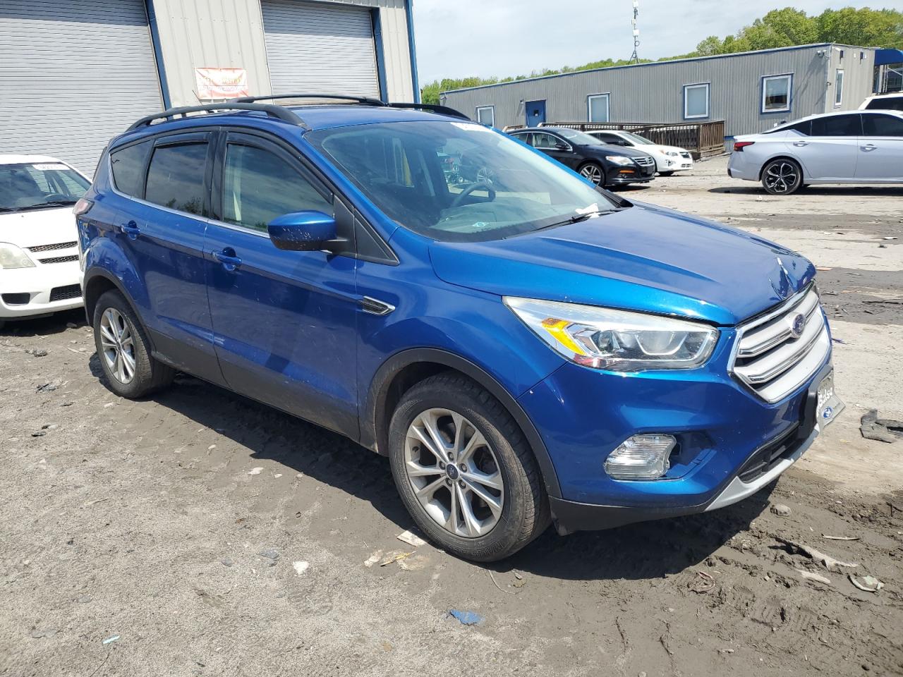 1FMCU9G97HUA87289 2017 Ford Escape Se