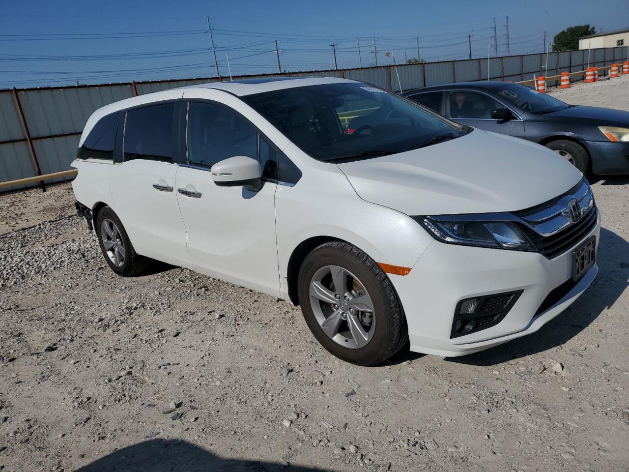 5FNRL6H72LB047359 2020 Honda Odyssey Exl