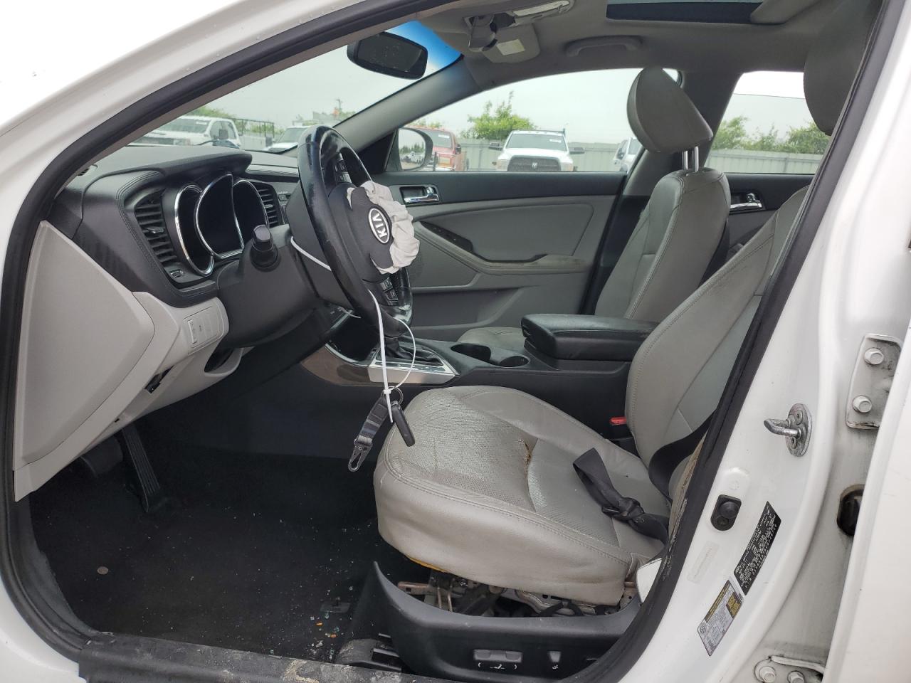 5XXGN4A76CG029766 2012 Kia Optima Ex