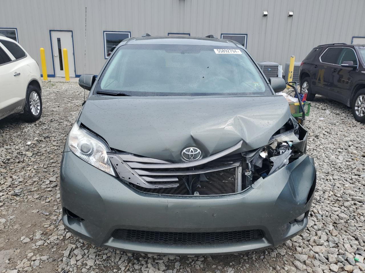 5TDYK3DC1BS093937 2011 Toyota Sienna Xle