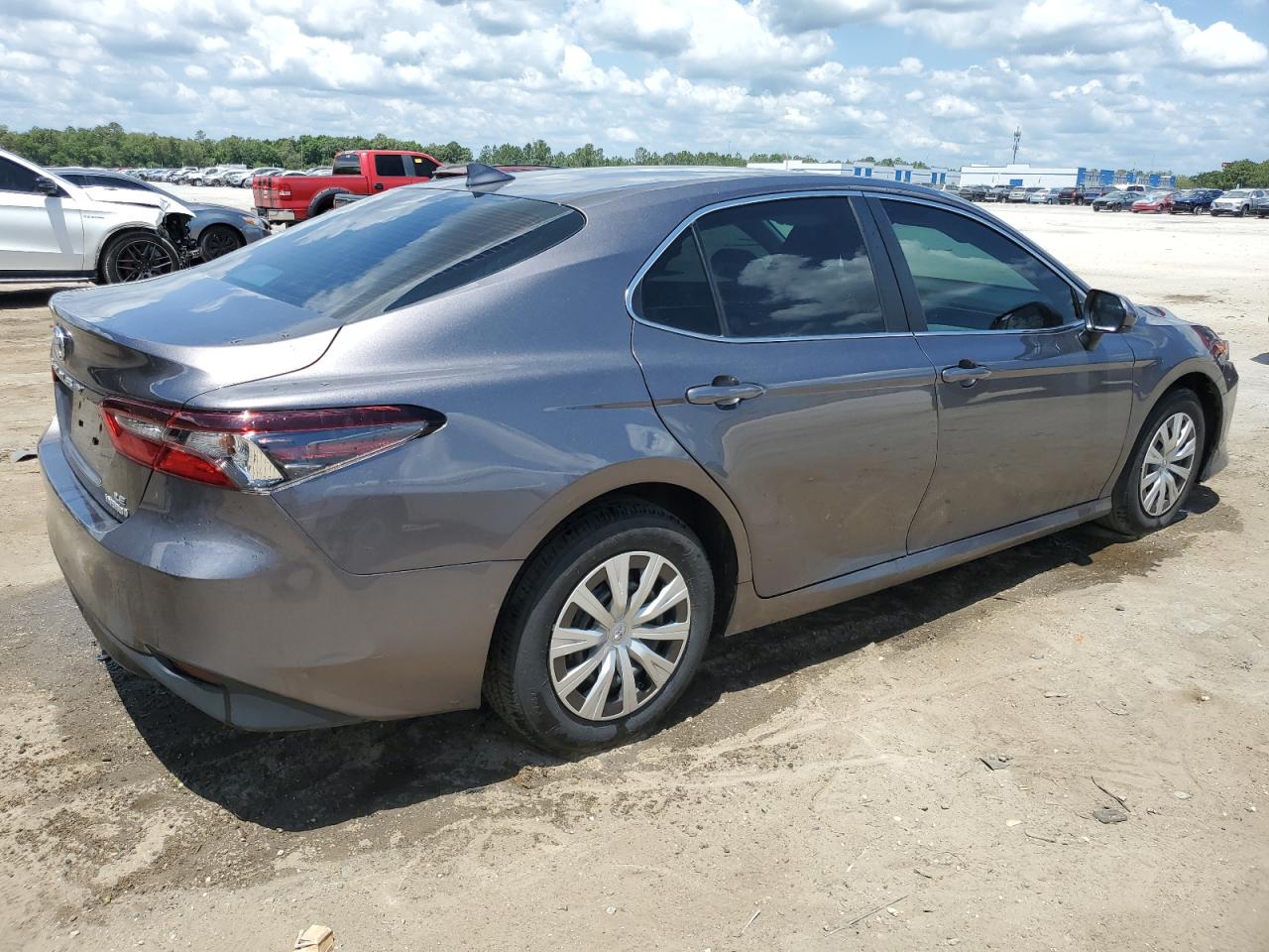 2023 Toyota Camry Le vin: 4T1C31AK5PU620352