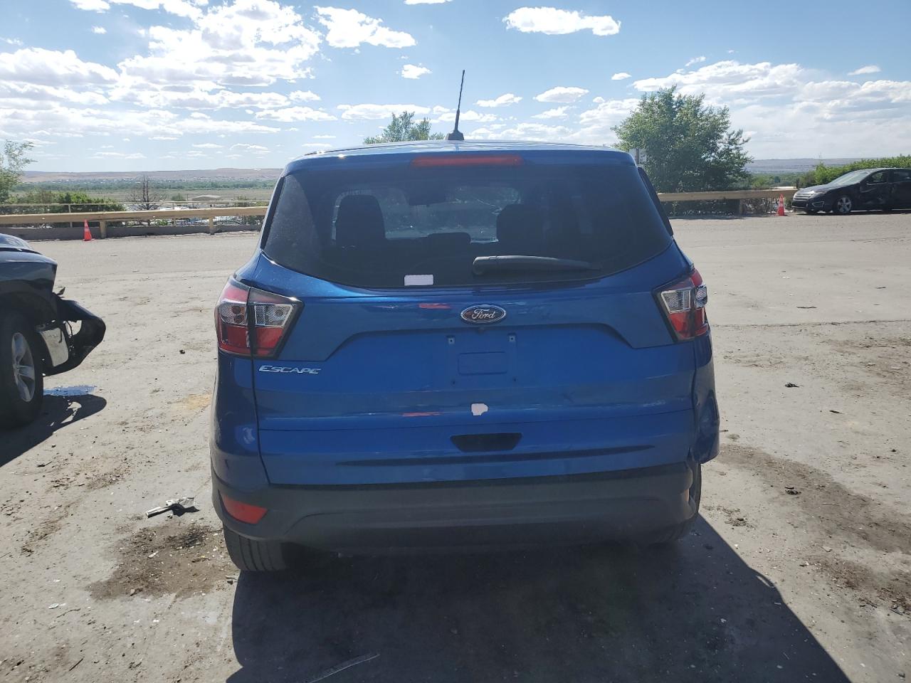 2018 Ford Escape S vin: 1FMCU0F79JUD29341