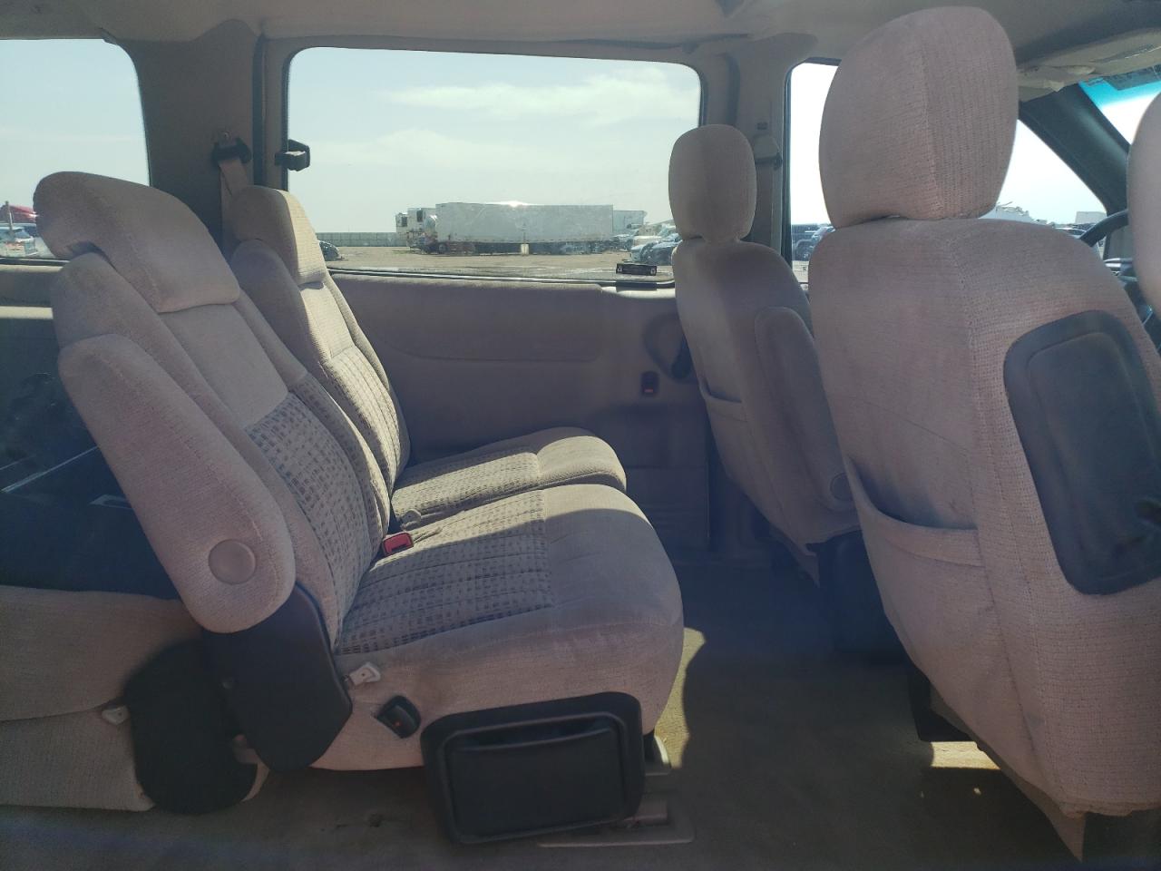 1GNDX03E71D145235 2001 Chevrolet Venture