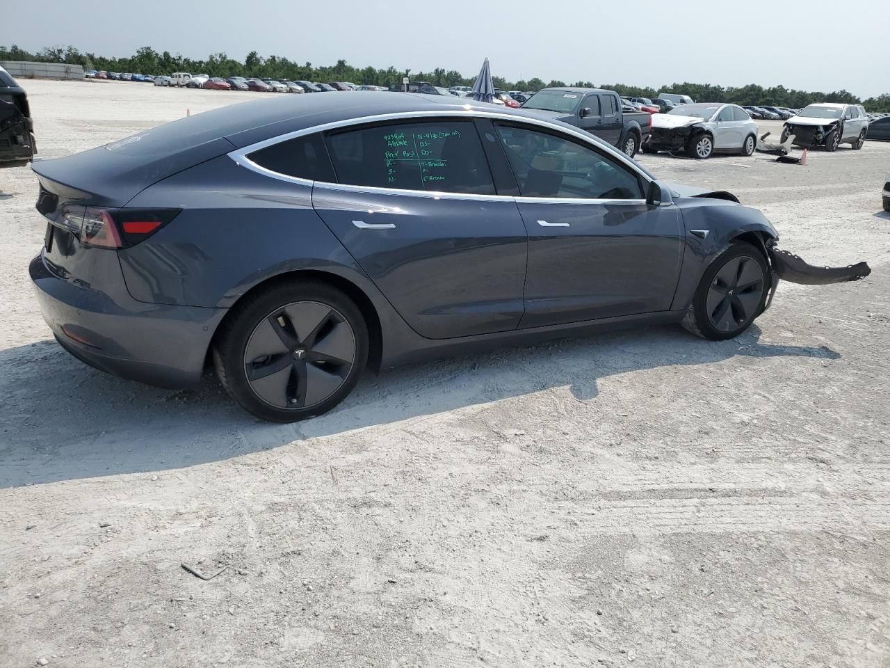 5YJ3E1EA8KF307586 2019 Tesla Model 3