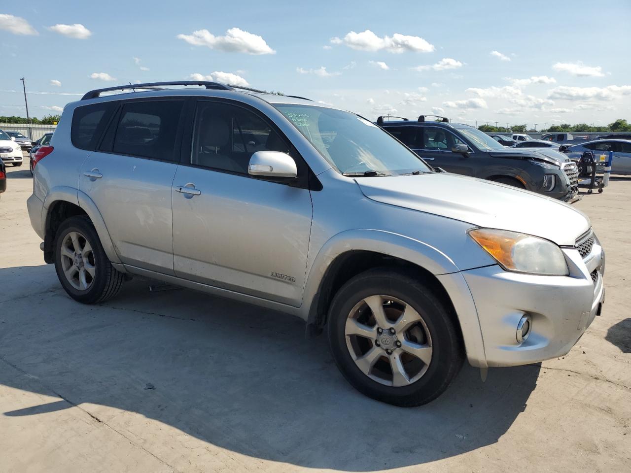 2T3YK4DV9AW008153 2010 Toyota Rav4 Limited