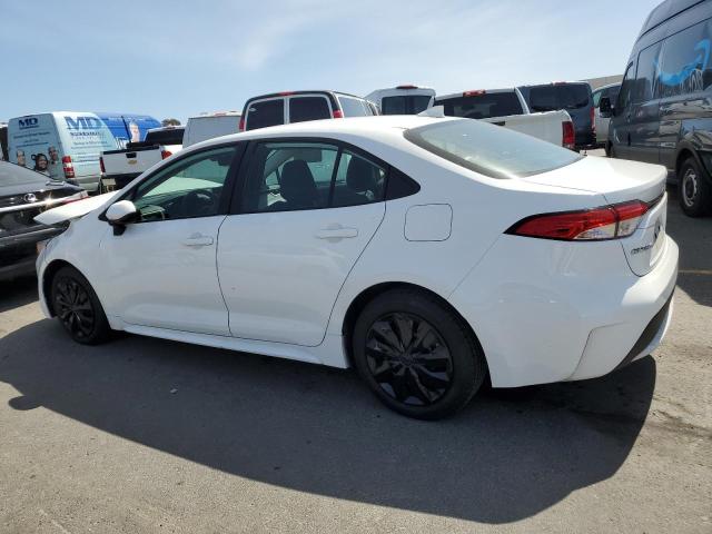 VIN 5YFEPRAE0LP129527 2020 Toyota Corolla, LE no.2