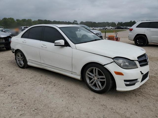 2014 Mercedes-Benz C 250 VIN: WDDGF4HB7EA947618 Lot: 53292734