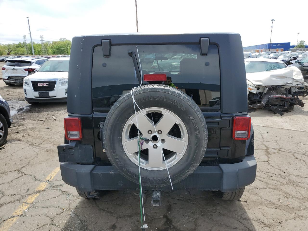 1J4BA5H1XAL108877 2010 Jeep Wrangler Unlimited Sahara