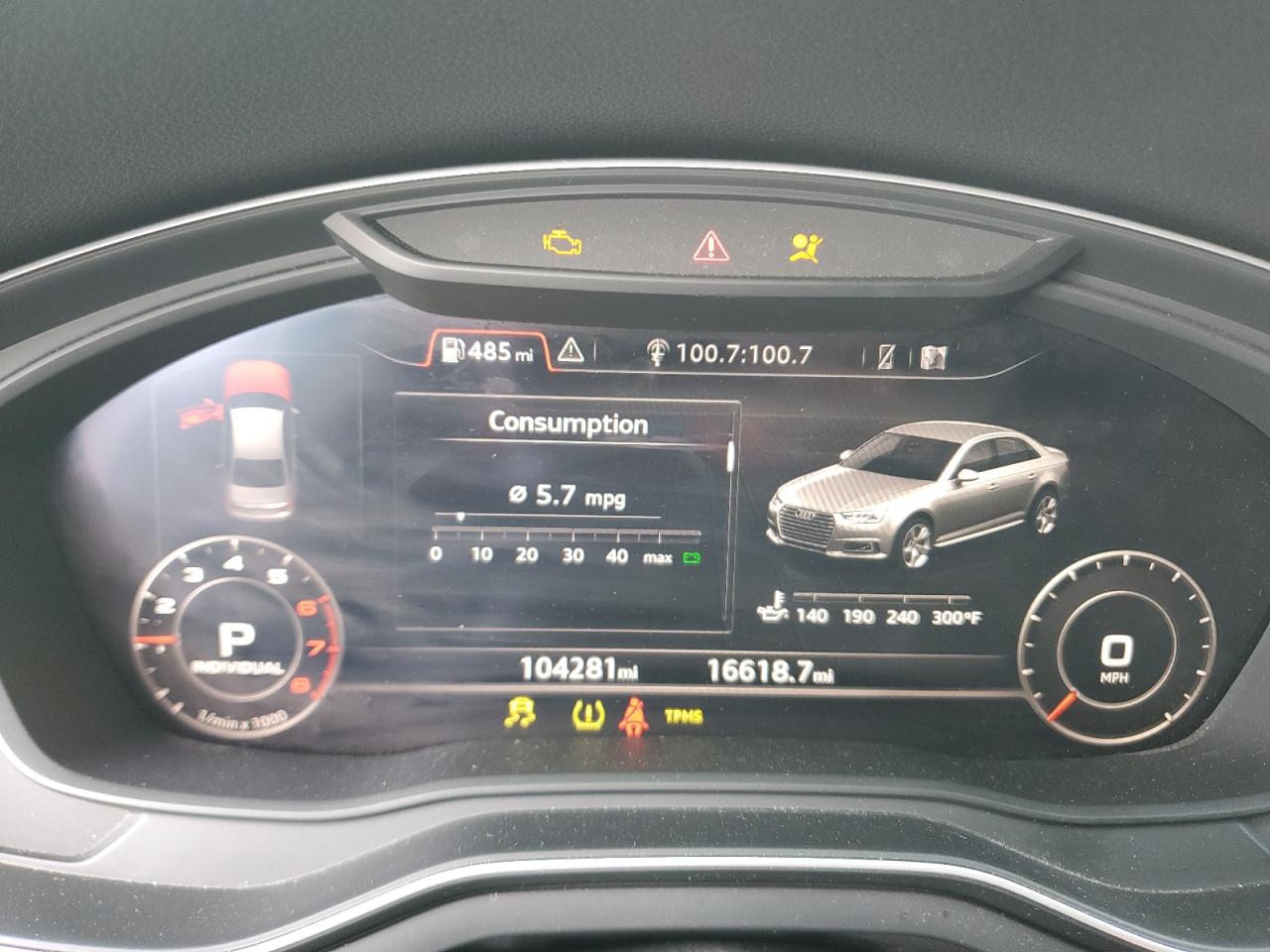 WAUKMAF48JA219794 2018 Audi A4 Premium