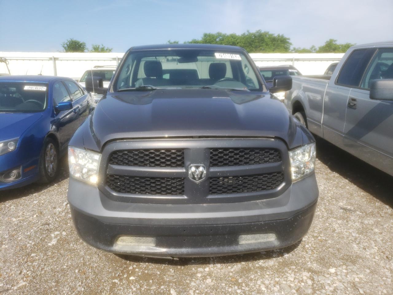 3C6JR7DT0FG652085 2015 Ram 1500 St