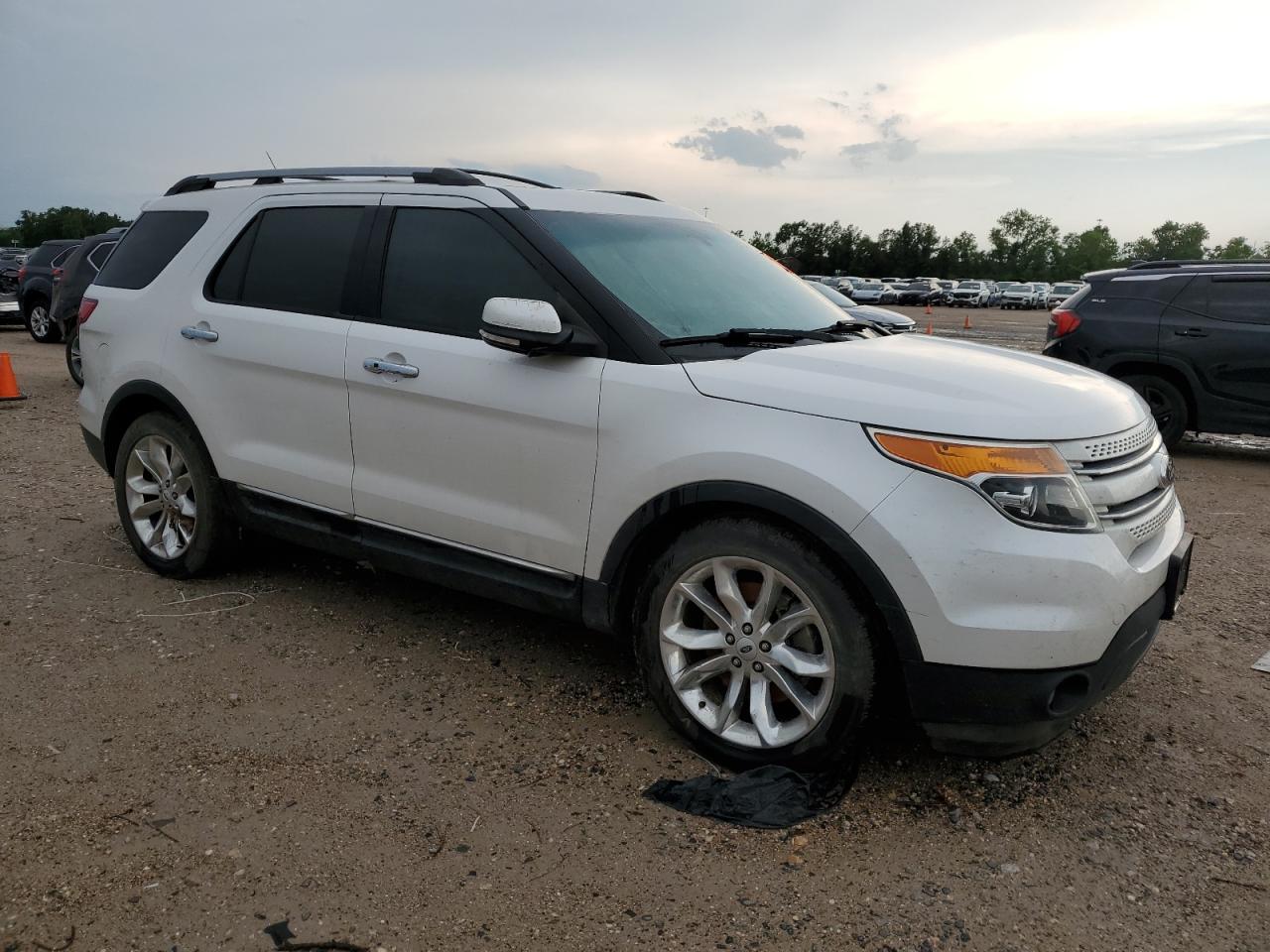 1FM5K7F8XFGA85477 2015 Ford Explorer Limited