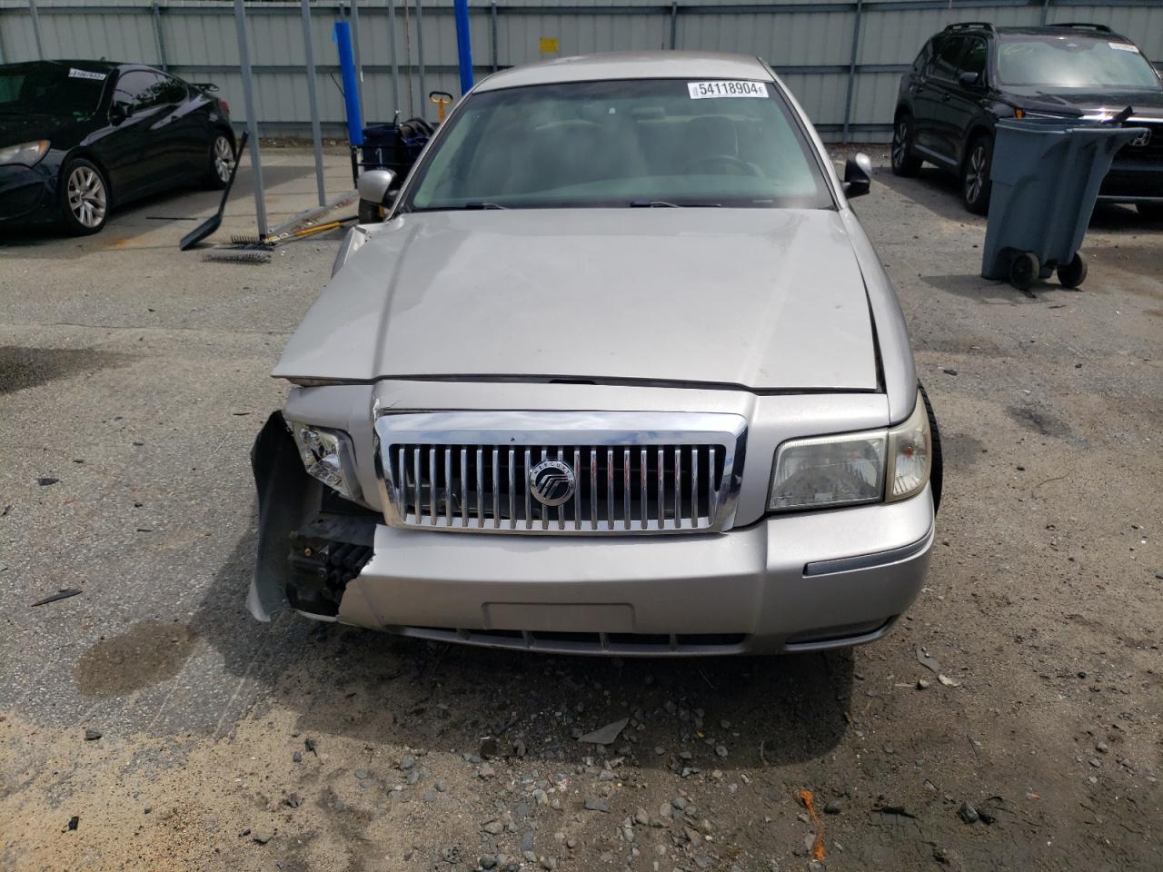 2MEFM74V08X600638 2008 Mercury Grand Marquis Gs