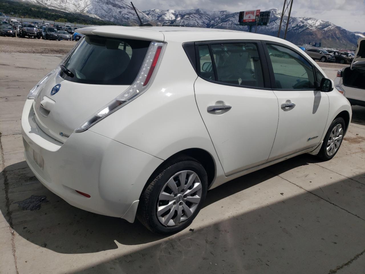 1N4AZ0CP9FC306503 2015 Nissan Leaf S