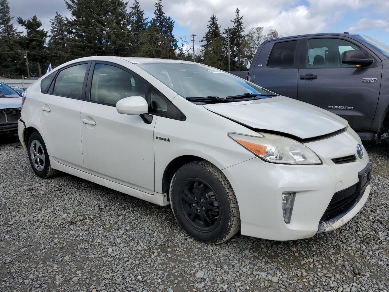 JTDKN3DU5D5556130 2013 Toyota Prius