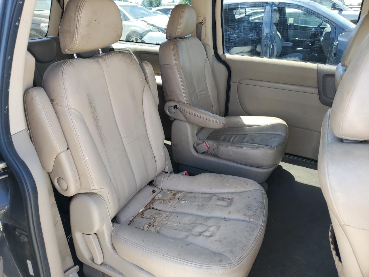 KNDMH4C79C6423414 2012 Kia Sedona Ex