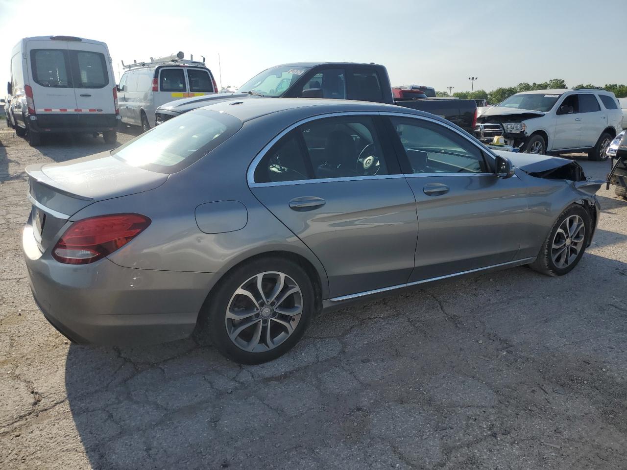 55SWF4JB5GU123352 2016 Mercedes-Benz C 300