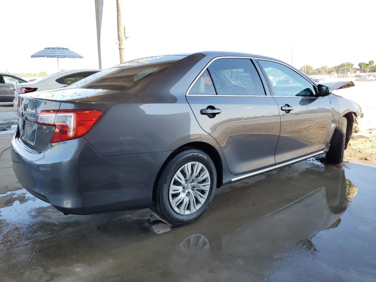 4T1BF1FK7DU657779 2013 Toyota Camry L