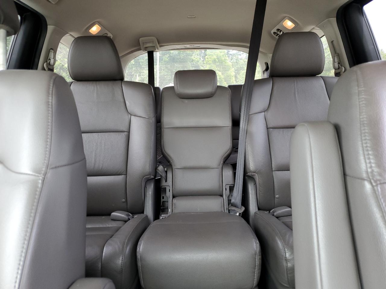 5FNRL5H67CB023303 2012 Honda Odyssey Exl