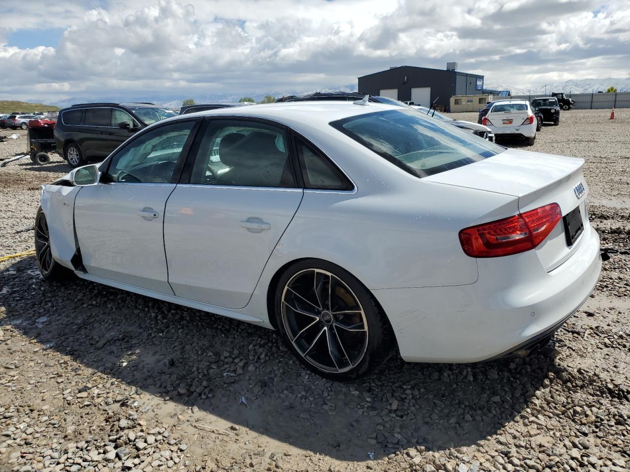 WAUFFAFL0FN010701 2015 Audi A4 Premium Plus