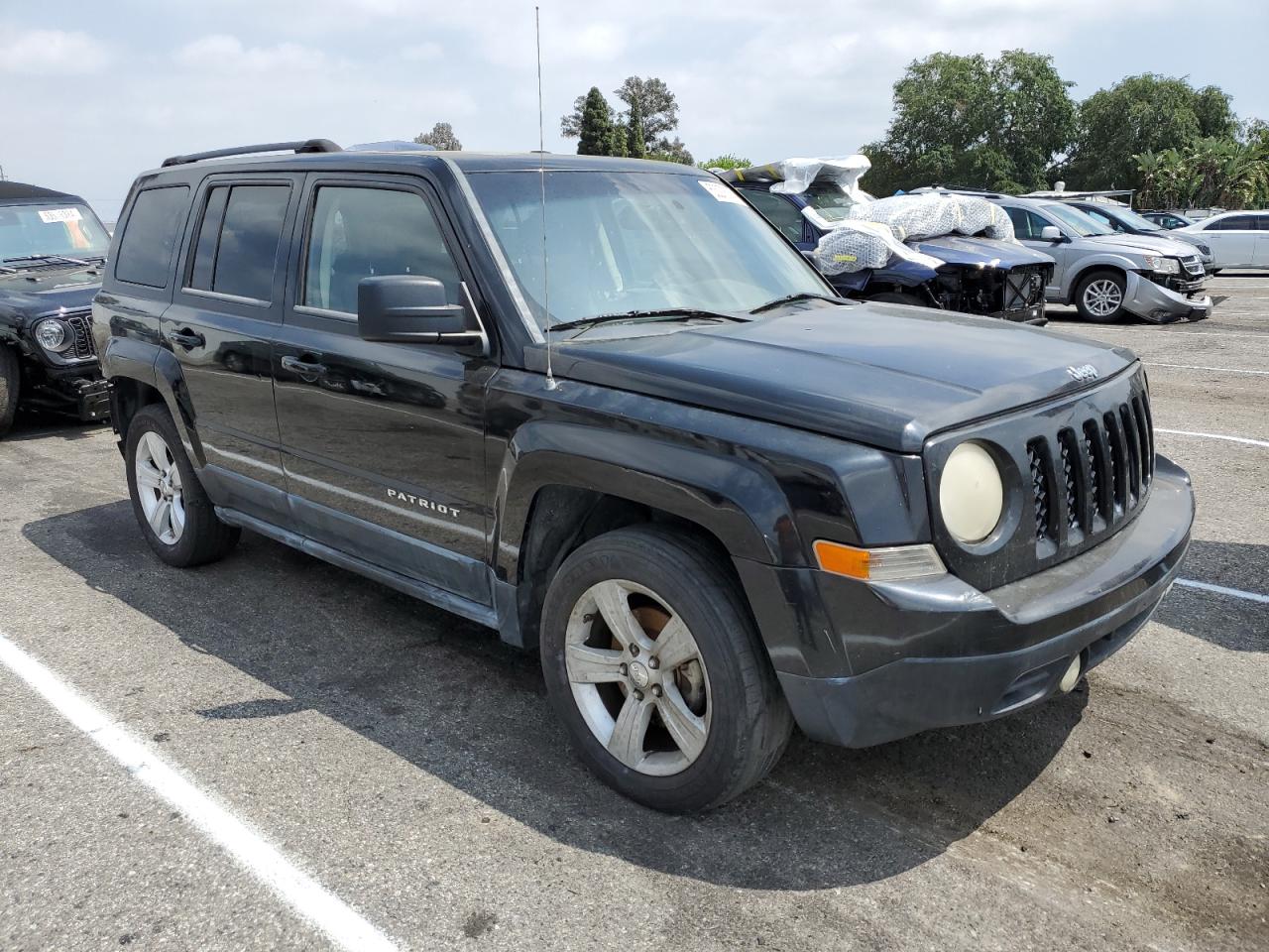 2012 Jeep Patriot Latitude vin: 1C4NJPFB2CD652068