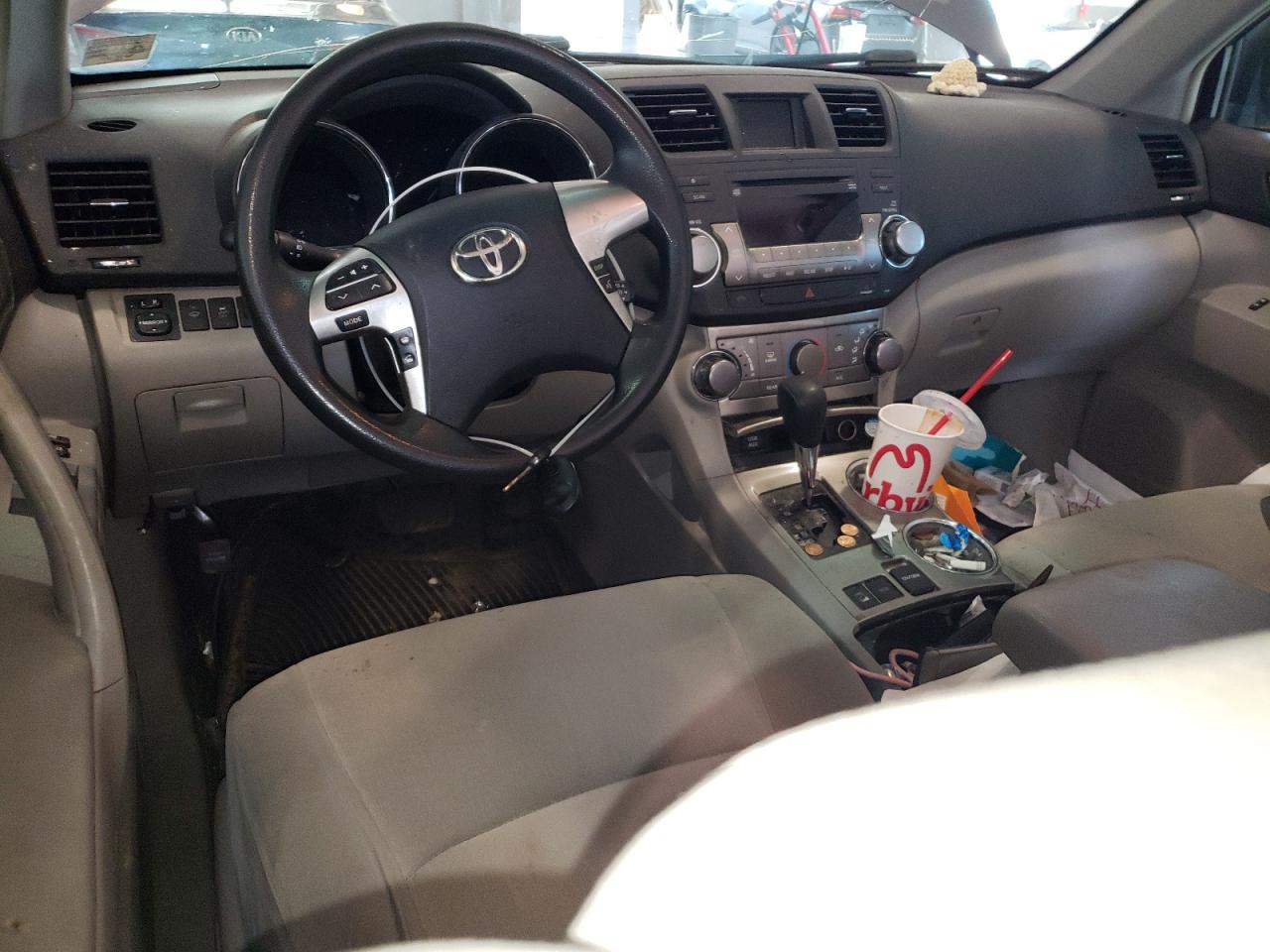 5TDBK3EH9CS108203 2012 Toyota Highlander Base