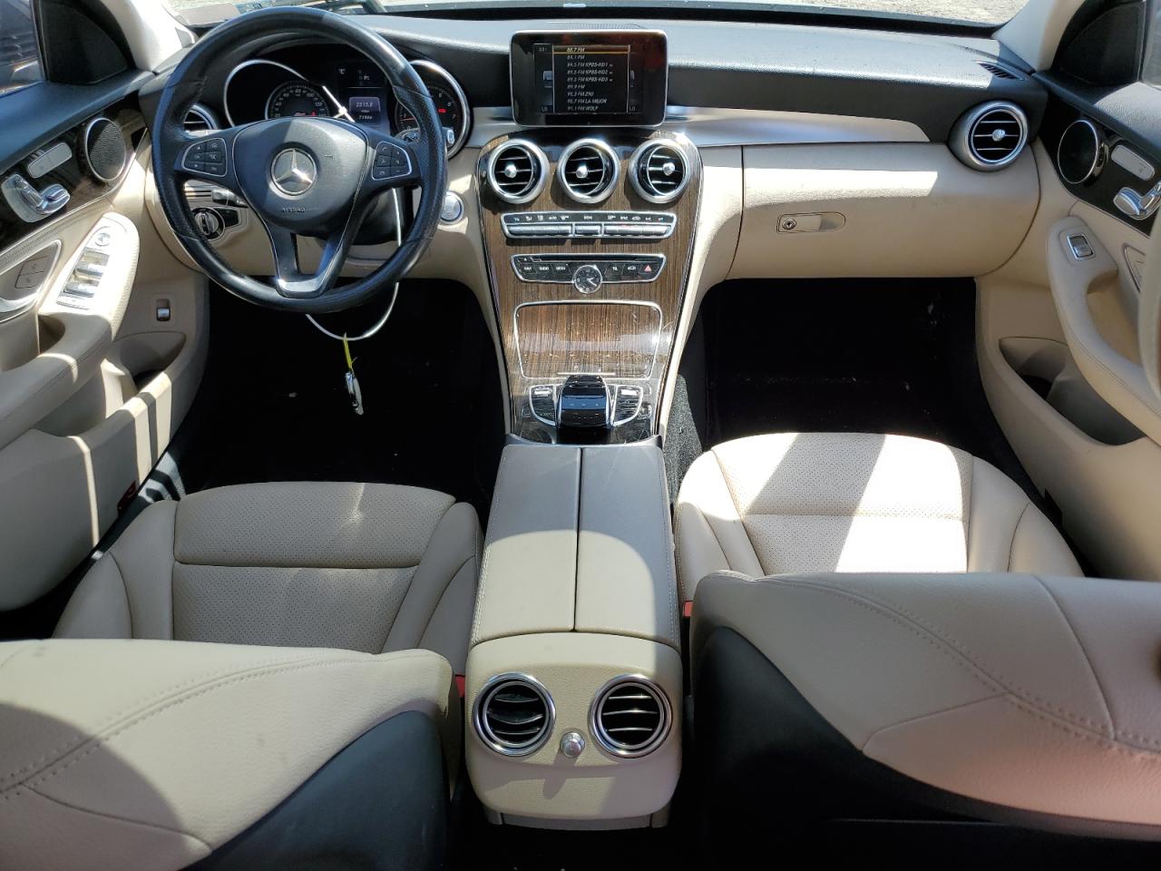 55SWF4KB8GU134862 2016 Mercedes-Benz C 300 4Matic