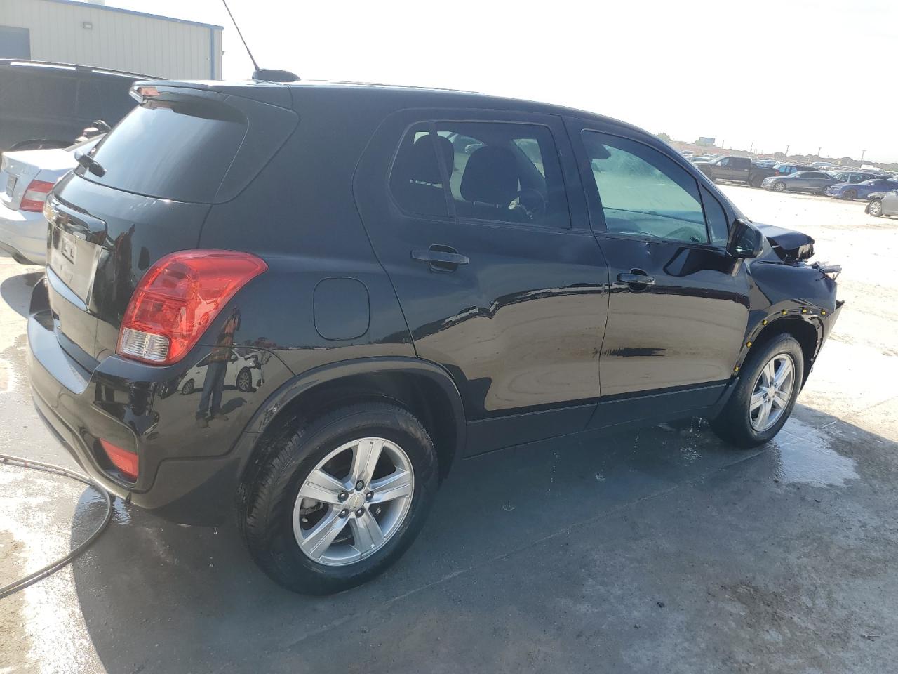 2021 Chevrolet Trax Ls vin: KL7CJNSM5MB365790