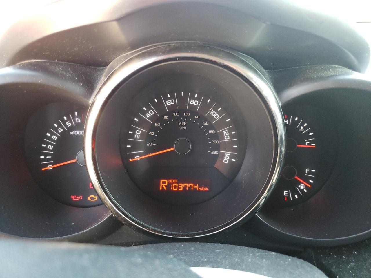 KNDJT2A21B7207837 2011 Kia Soul +