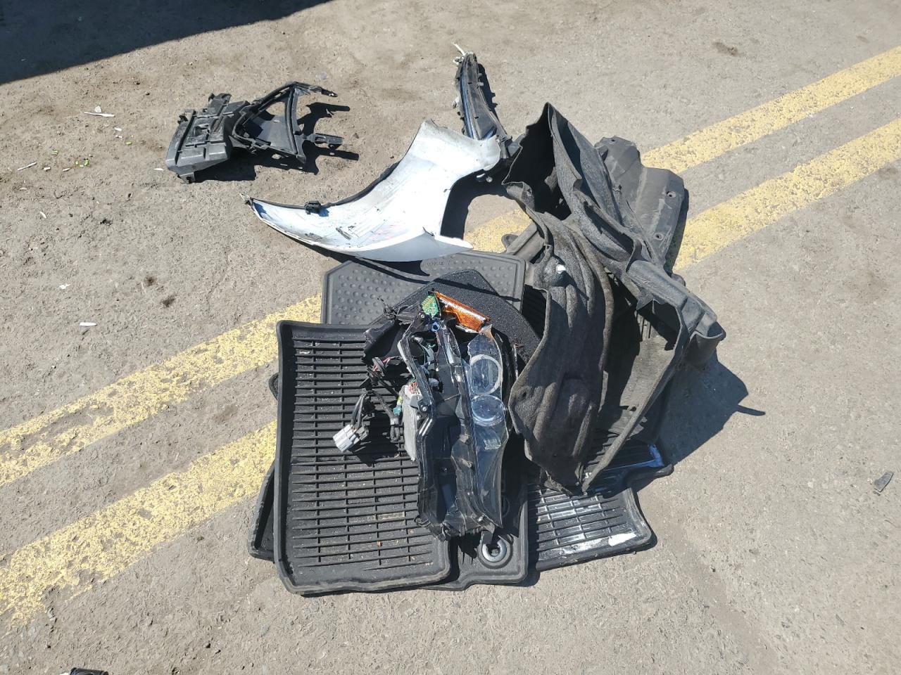 JTHC81D26J5031103 2018 Lexus Is 300