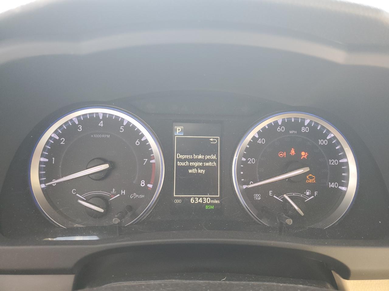 5TDJZRFH0JS900357 2018 Toyota Highlander Se