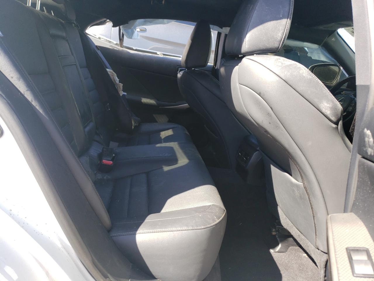 JTHCM1D2XH5023138 2017 Lexus Is 300