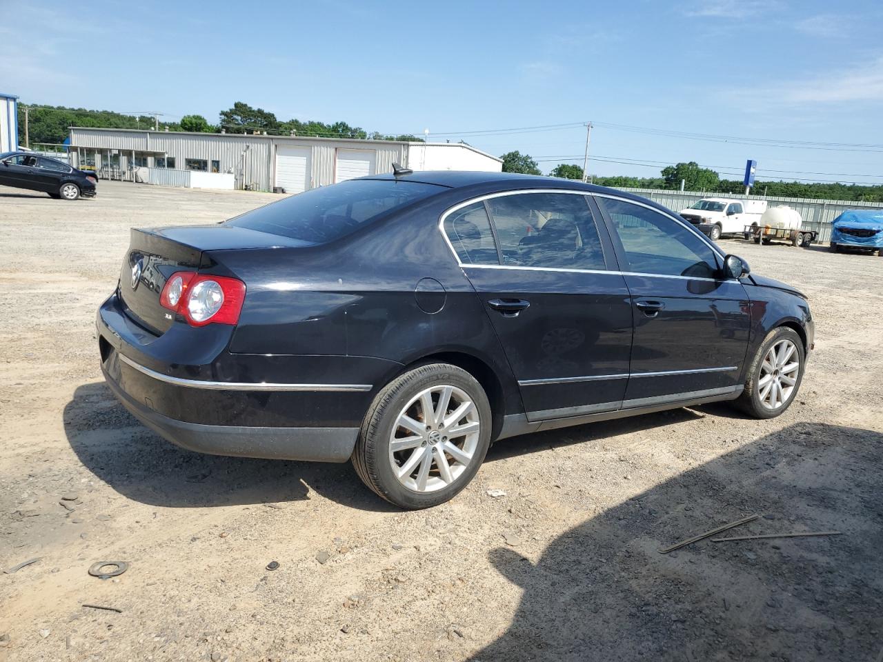 WVWEU73C17P009462 2007 Volkswagen Passat 3.6L Luxury