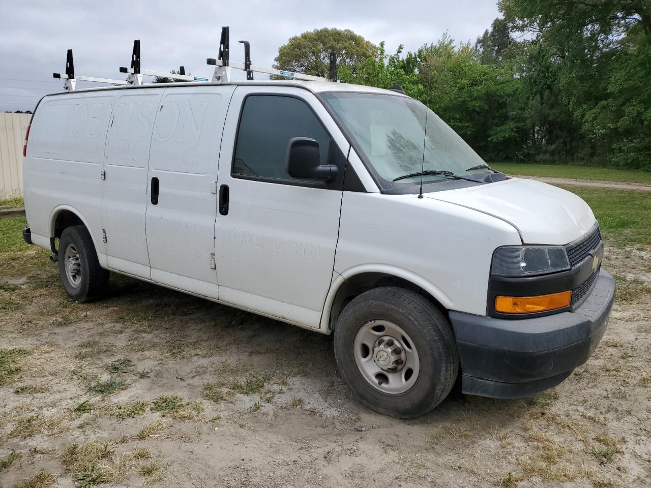 1GCWGAFG7K1268069 2019 Chevrolet Express G2500