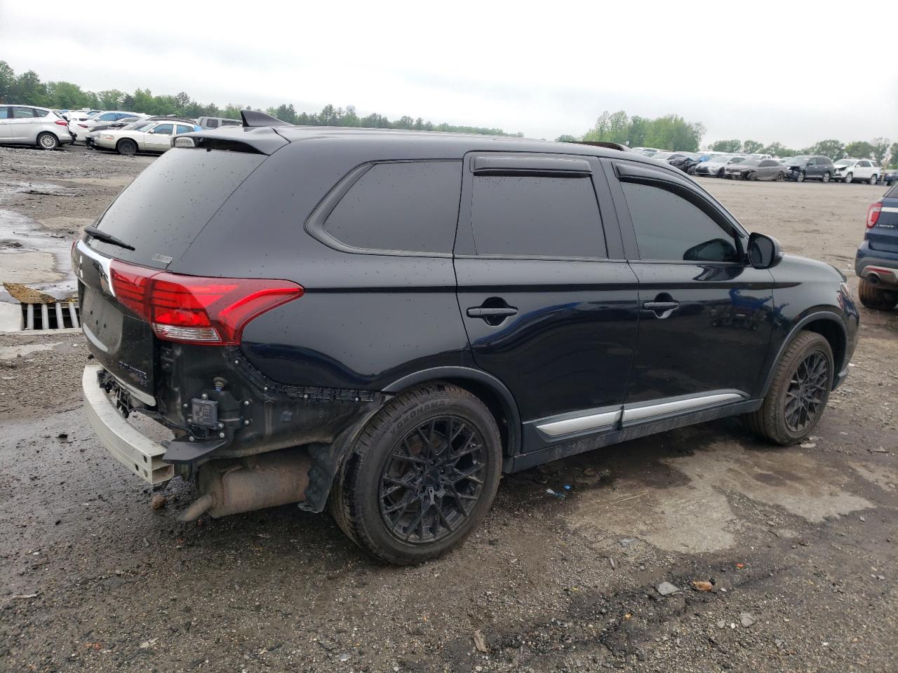 JA4AZ3A30KZ037885 2019 Mitsubishi Outlander Se