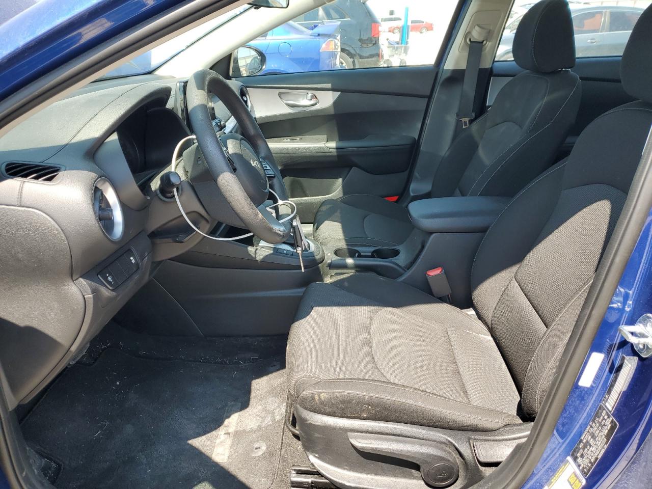 3KPF24AD3PE661519 2023 Kia Forte Lx