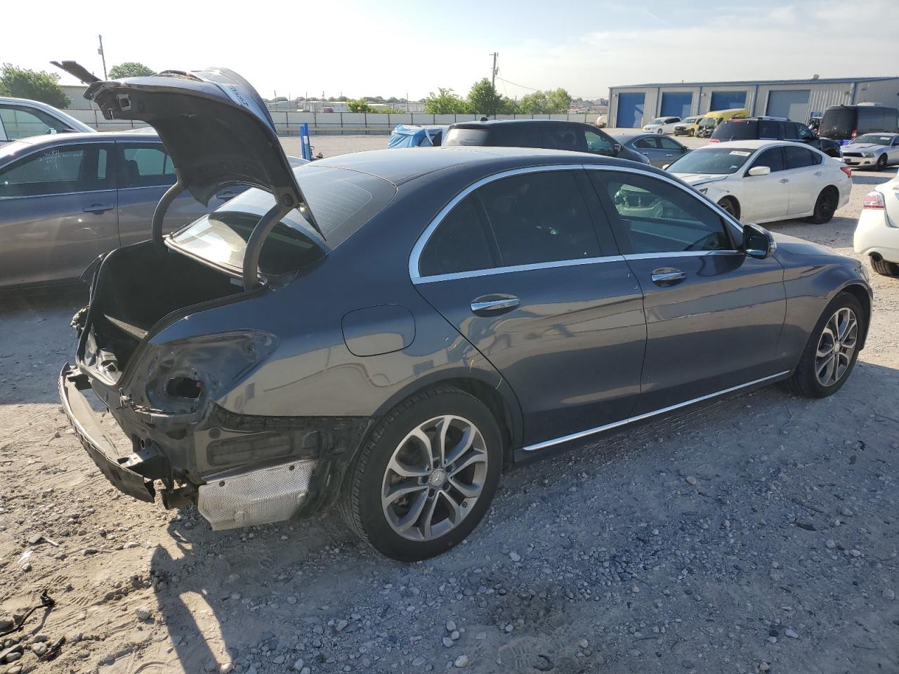 55SWF4KB2GU166013 2016 Mercedes-Benz C 300 4Matic