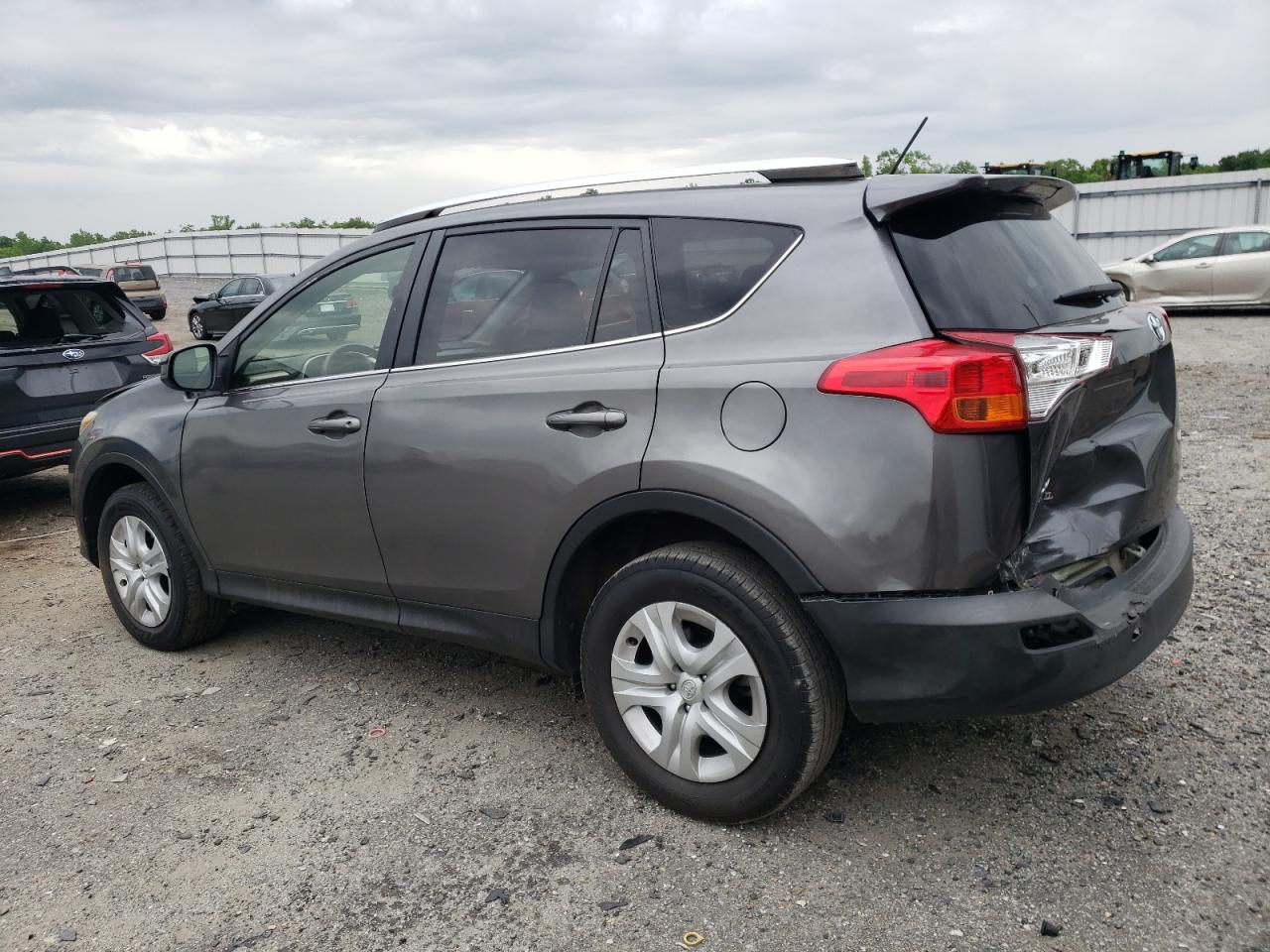 JTMZFREVXFJ054388 2015 Toyota Rav4 Le