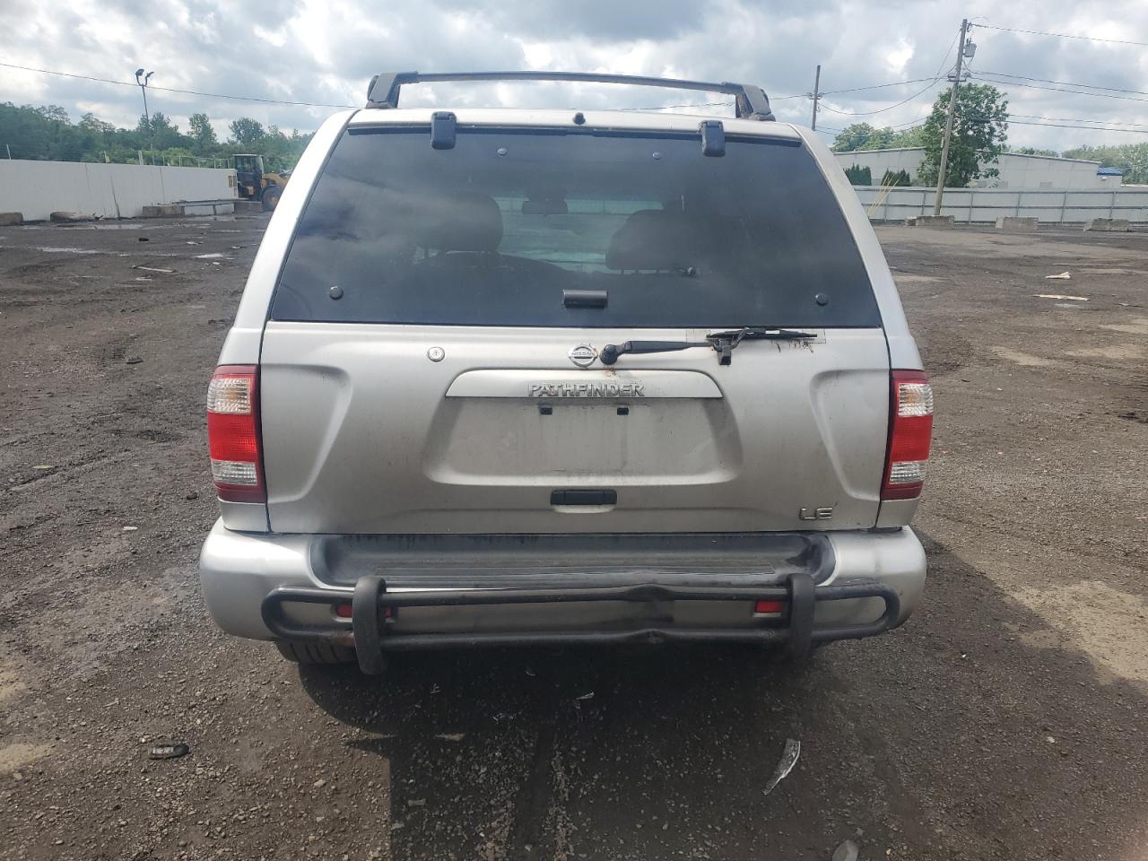 JN8DR09YX2W727859 2002 Nissan Pathfinder Le