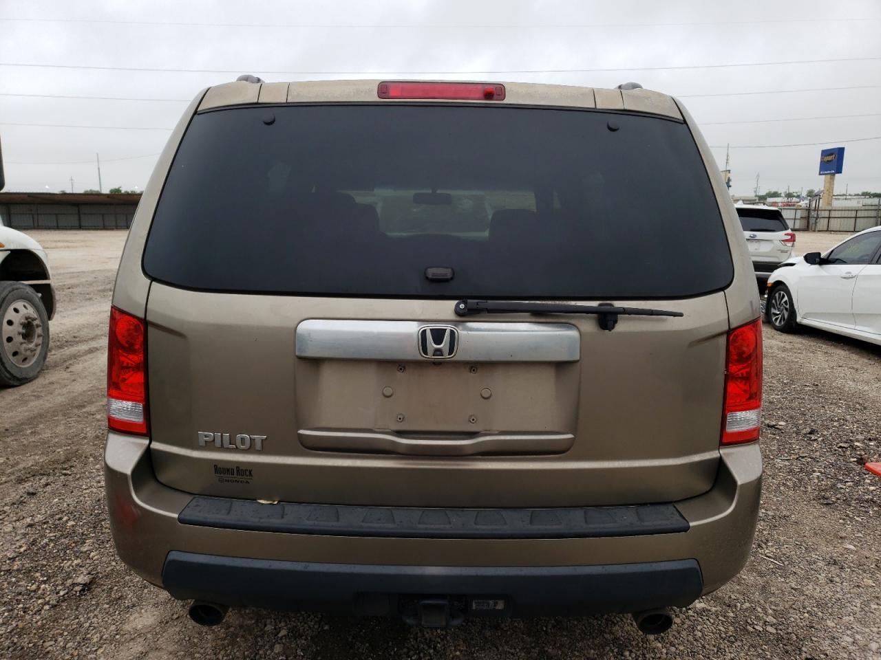 5FNYF3H67BB020438 2011 Honda Pilot Exl