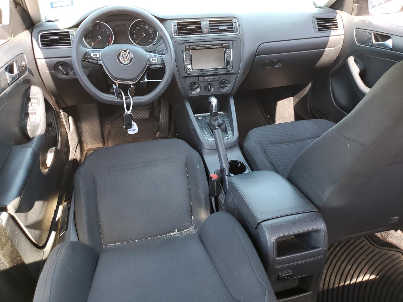 3VW2K7AJXFM231087 2015 Volkswagen Jetta Base