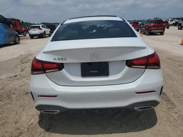 2020 MERCEDES-BENZ A220 - W1K3G4EB0LJ200147