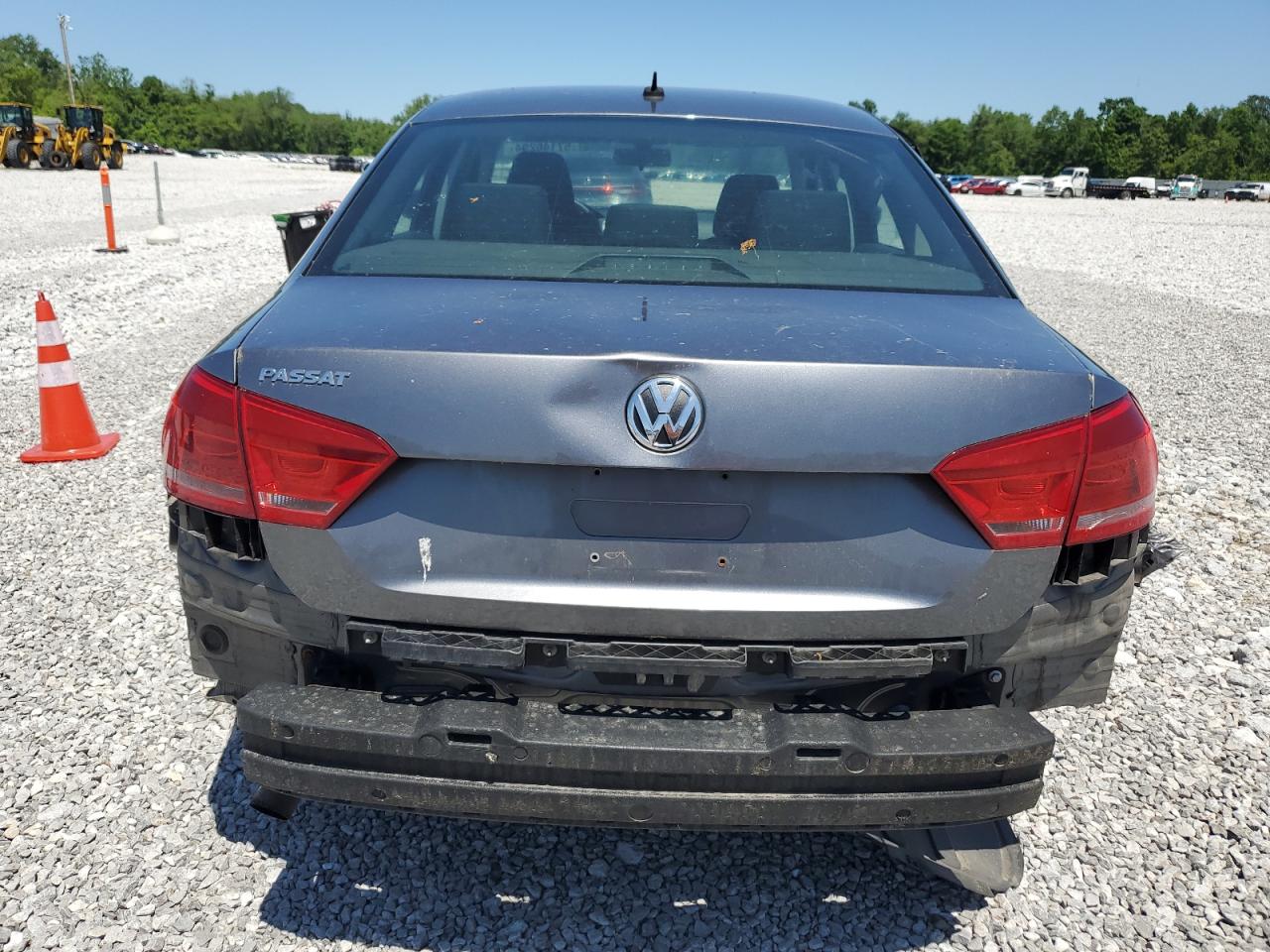 1VWAP7A38DC047103 2013 Volkswagen Passat S