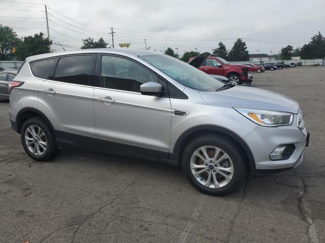 Vin: 1fmcu9gd2huc48572, lot: 56467504, ford escape se 20174