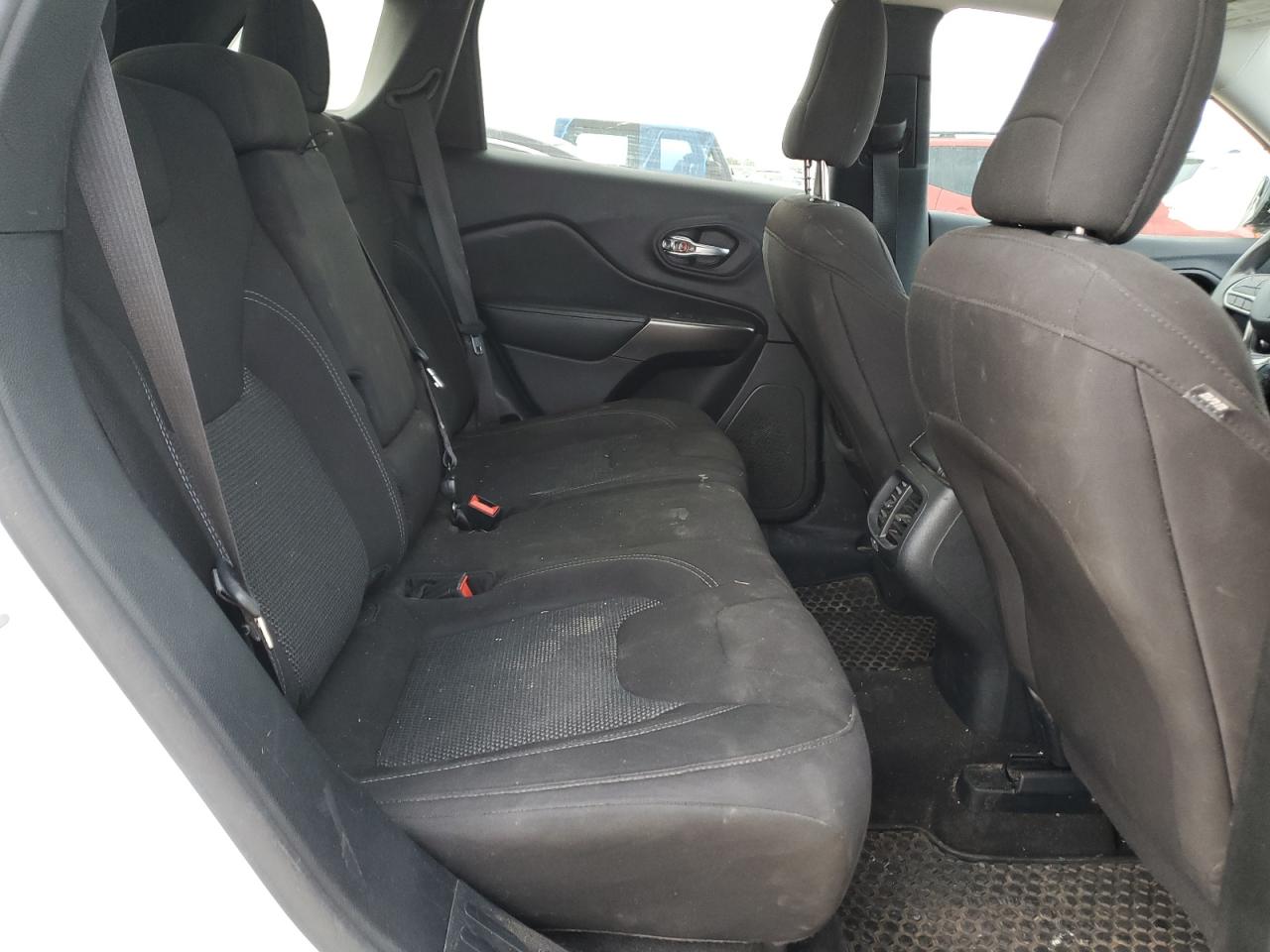 1C4PJLCB1LD573917 2020 Jeep Cherokee Latitude