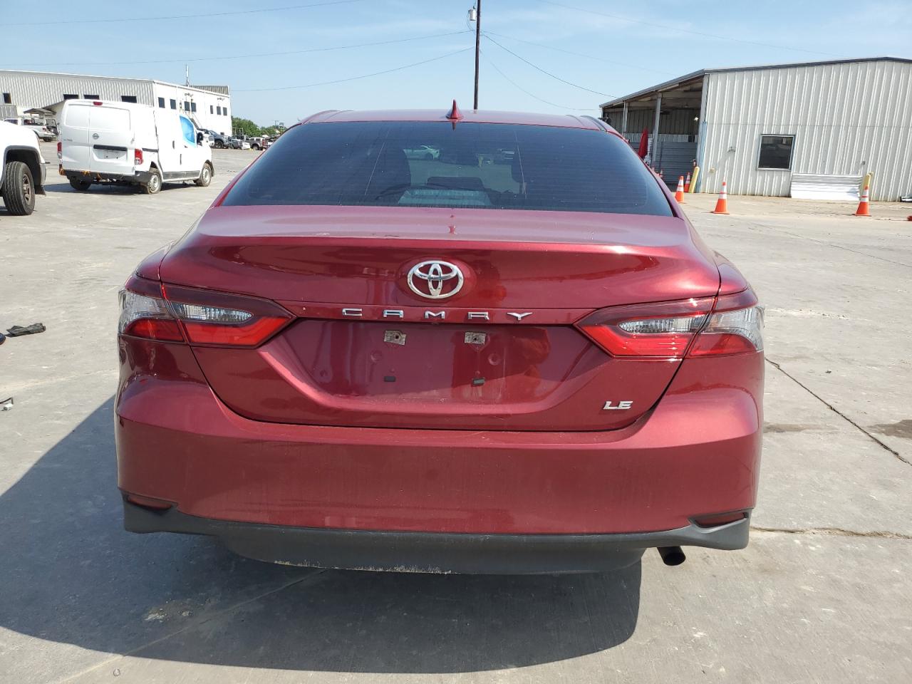 4T1C11AK0NU629897 2022 Toyota Camry Le