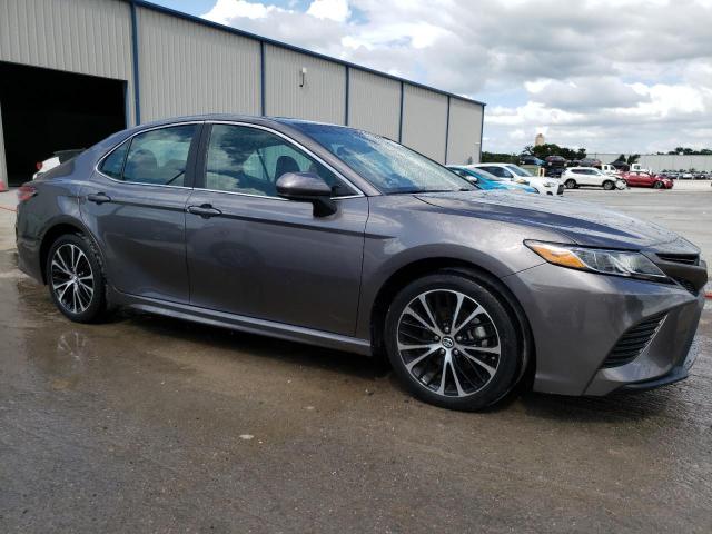 2018 Toyota Camry L VIN: 4T1B11HK4JU617344 Lot: 55597344